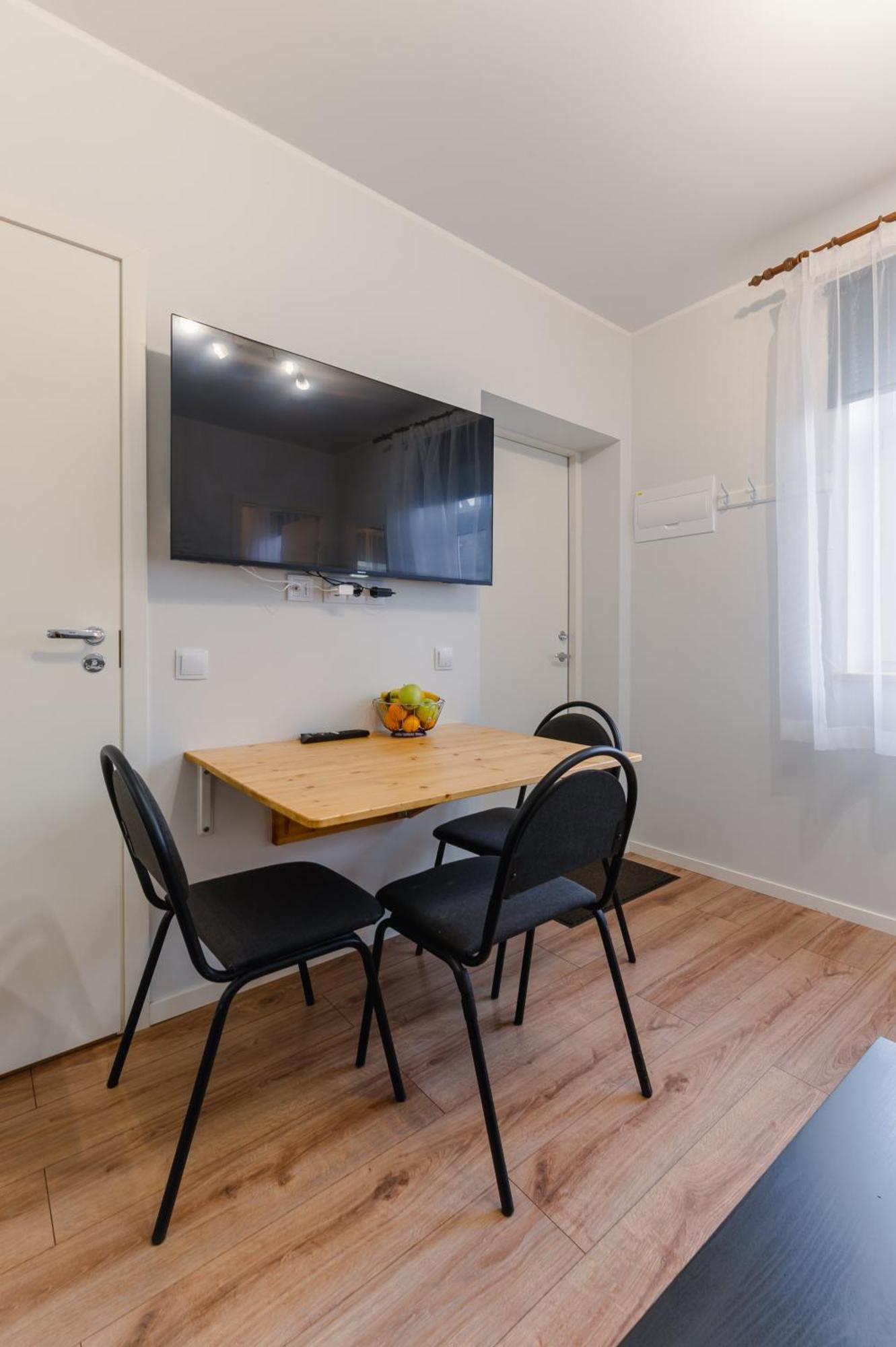 Posti Guesthouse ラクヴェレ エクステリア 写真